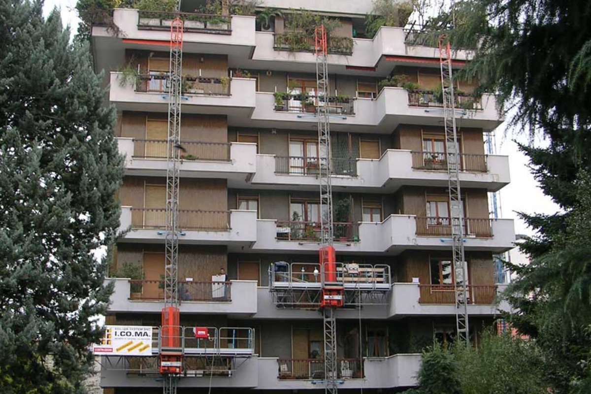 Consolidamento statico rivestimento in klinker smaltato, riqualificazione balconi